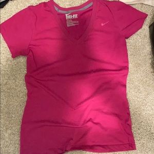 Pink Nike drifit short sleeve tshirt